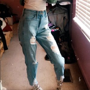 Hollister Boyfriend Jeans 00